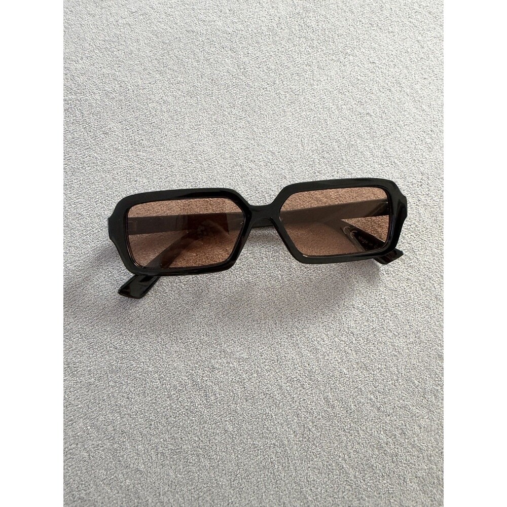 PLAYBOY Vintage Sunglasses square frames brown